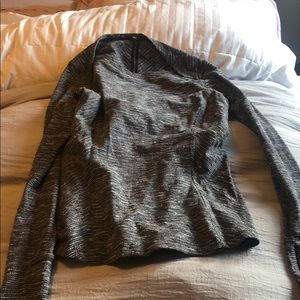 Lululemon long sleeve!